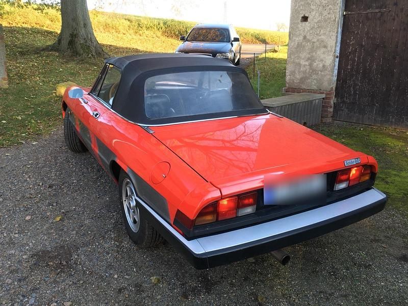 Gebraucht Alfa Romeo Spider 127 PS (93 kW) 1985 Rot Cabrio
