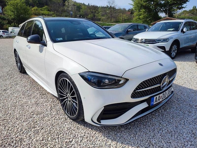 Gebraucht Mercedes C220 200 PS (147 kW) 2022 Weiß Limousine