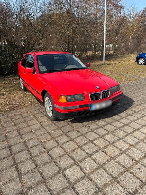 Gebraucht BMW 316 105 PS (77 kW) 1999 Rot Coupé