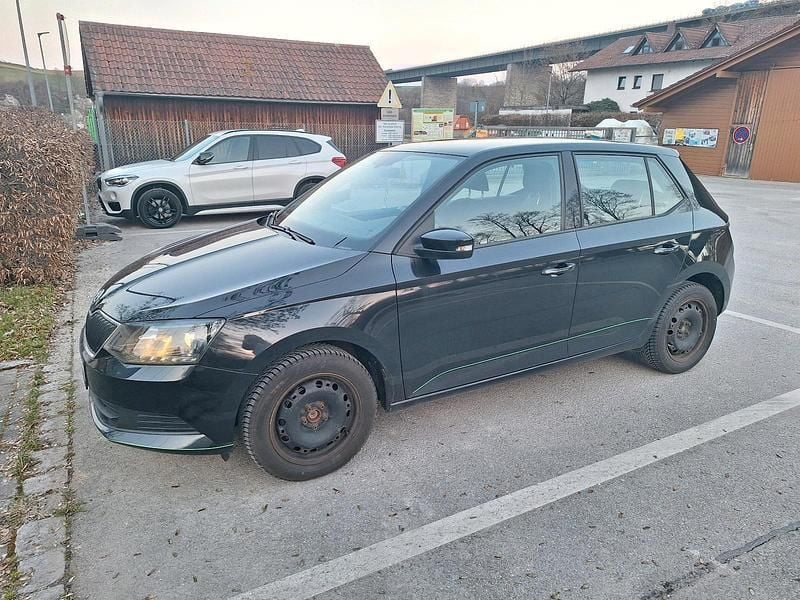 Gebraucht Skoda Fabia 90 PS (66 kW) 2015 Schwarz Kleinwagen