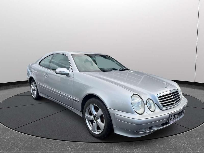 Silber Gebraucht 2000 Mercedes CLK200 Elegance Coupé | 4.990 € (Fairer Preis) - Bild 1/4