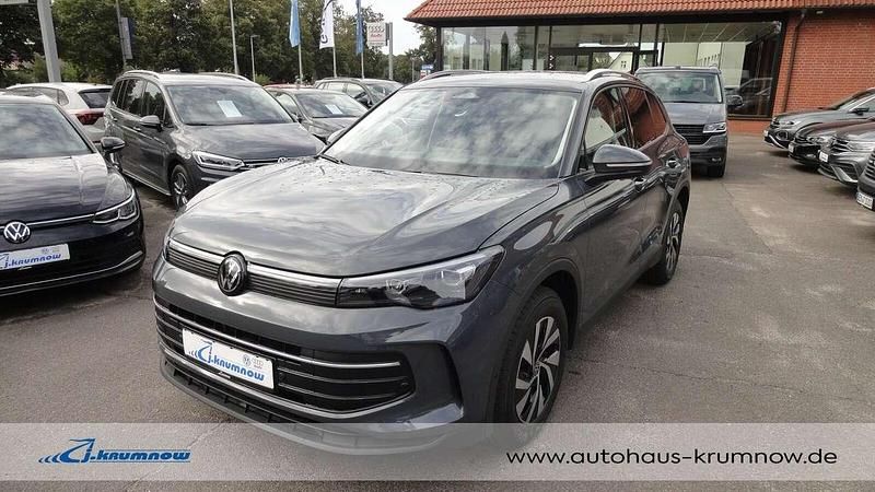 Neu VW Tiguan Life 150 PS (110 kW) 2025 Grau SUV