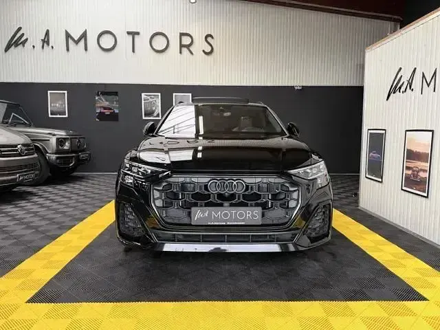Gebraucht Audi SQ8 Sport 507 PS (372 kW) 2024 Schwarz SUV