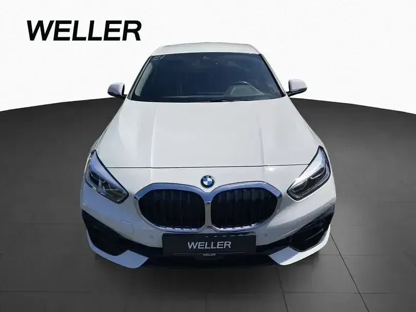 Gebraucht BMW 118 Performance 136 PS (100 kW) 2023 Alpinweiss iii (weiß) Limousine
