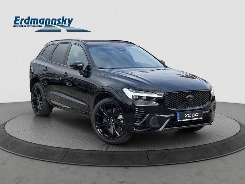 Neu Volvo XC60 Plus 349 PS (256 kW) 2025 Onyx black (schwarz) SUV
