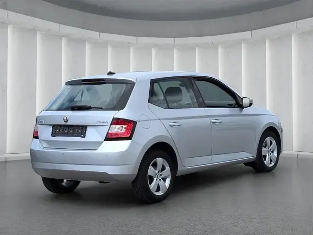 Gebraucht Skoda Fabia Style 95 PS (69 kW) 2018 Silber Kleinwagen