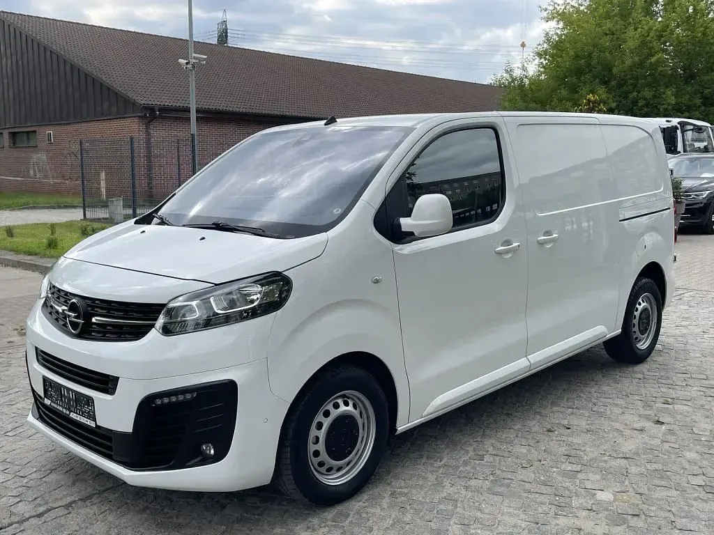 Gebraucht Opel Vivaro 122 PS (89 kW) 2021 Weiss Van / Kleinbus