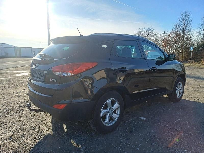 Gebraucht Hyundai Tucson 163 PS (119 kW) 2010 Schwarz SUV