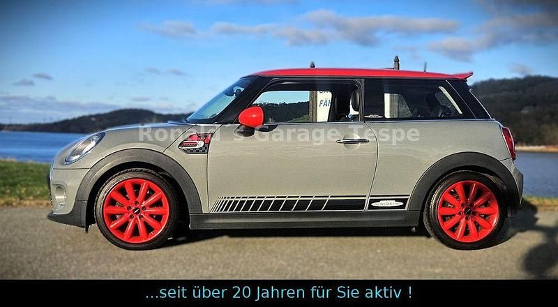 Gebraucht Mini John Cooper Works 102 PS (75 kW) 2017 Grau Kleinwagen