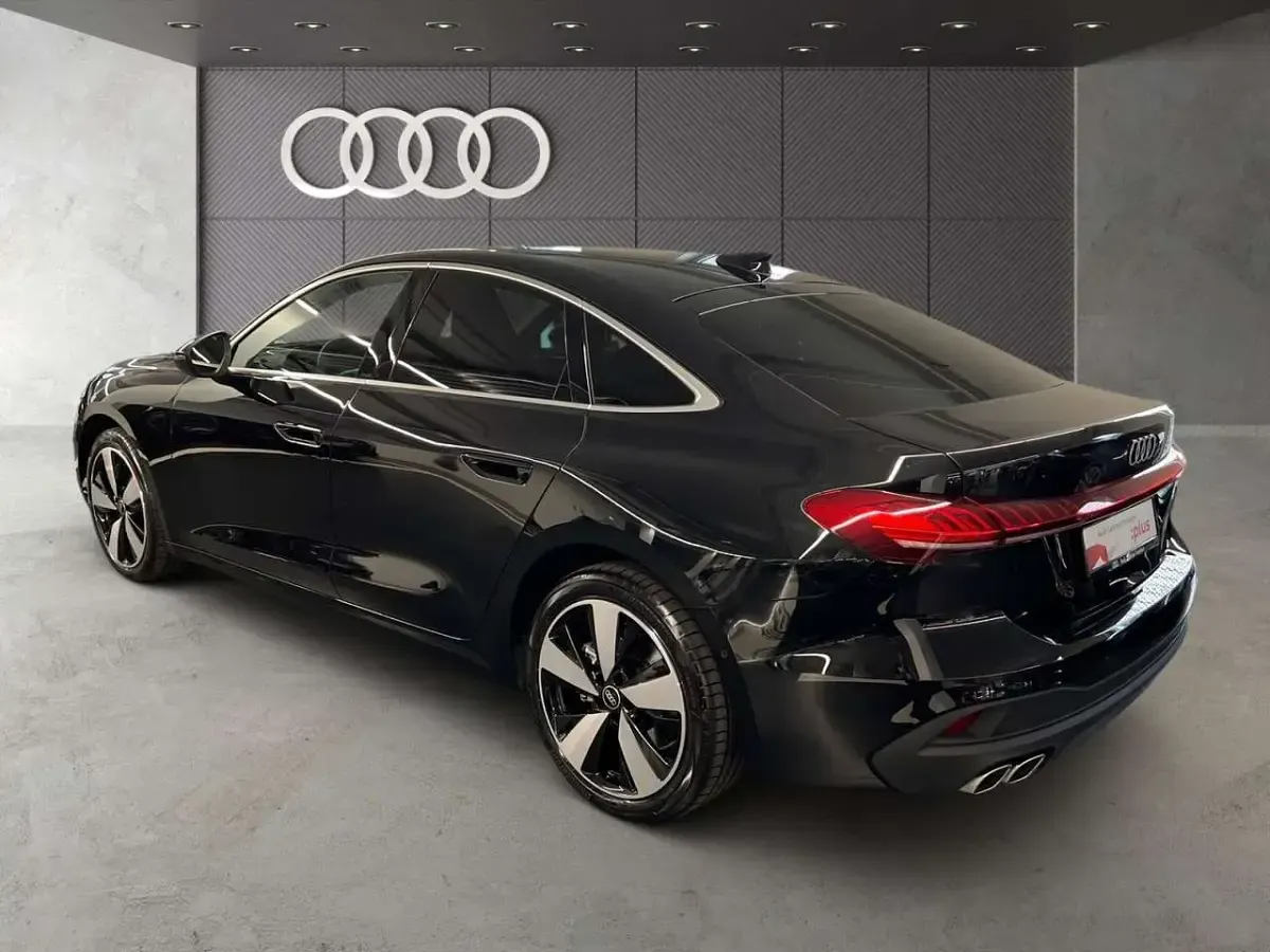 Gebraucht Audi A5 Sport 204 PS (150 kW) 2025 Schwarz Limousine