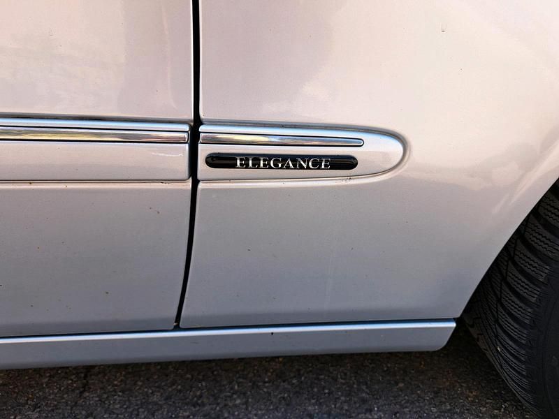 Second-hand Mercedes E200 163 CP (119 kW) 2005 Argintiu Break