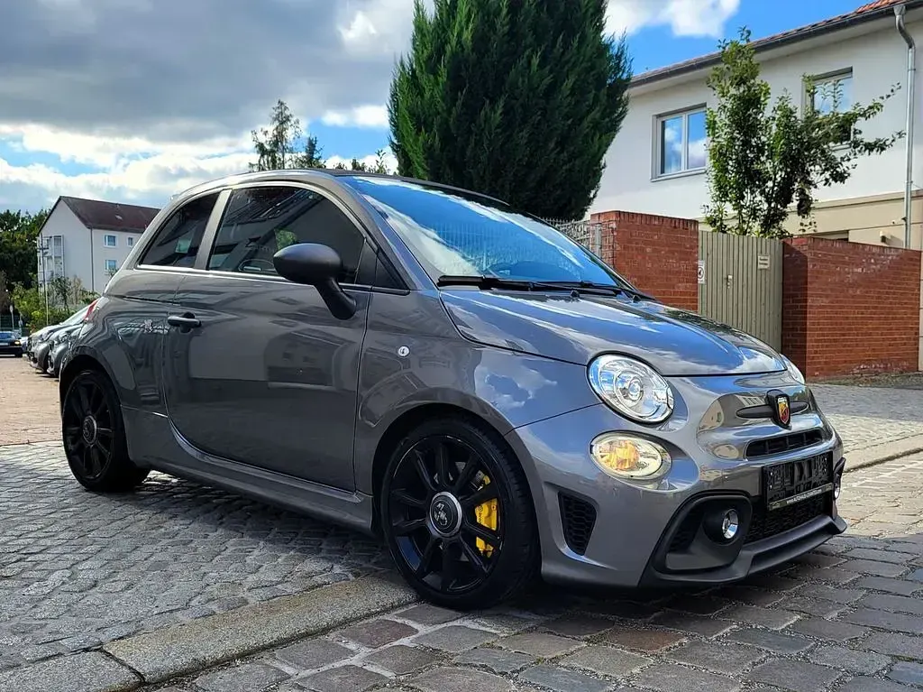 Gebraucht Abarth 695C 179 PS (131 kW) 2023 Grau Cabrio