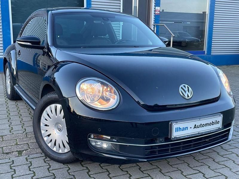 Gebraucht VW Beetle Cup 105 PS (77 kW) 2014 Ebenholzschwarz Kleinwagen