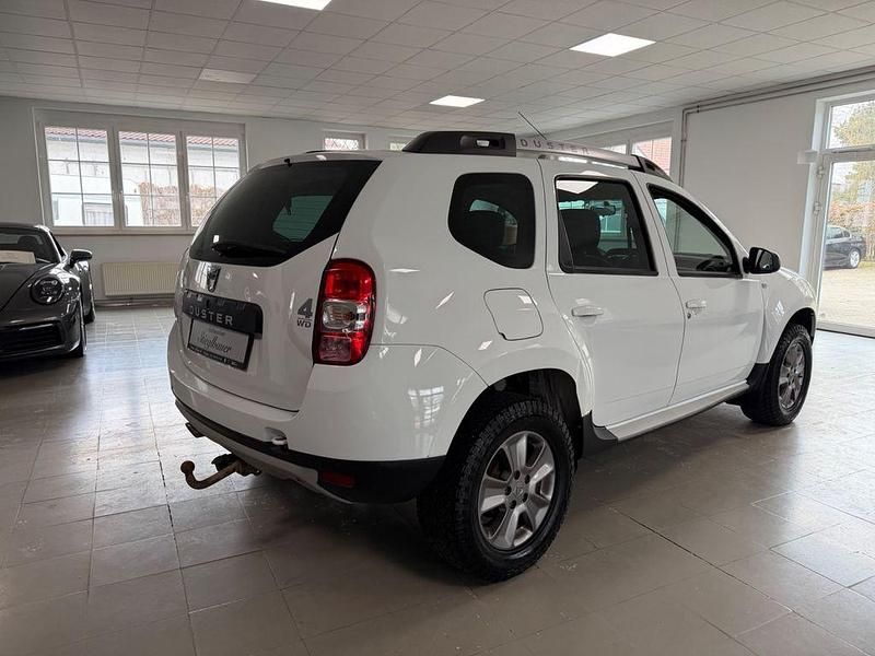 Gebraucht Dacia Duster Prestige 109 PS (80 kW) 2015 Weiß SUV