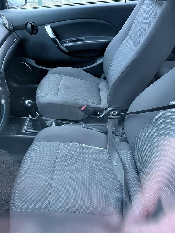 Gebraucht Chevrolet Aveo 90 PS (66 kW) 2010 Silber Kleinwagen