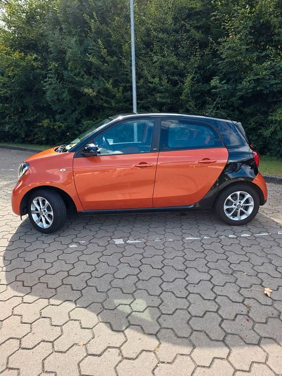 Gebraucht Smart ForFour Passion 71 PS (52 kW) 2015 Orange Kleinwagen