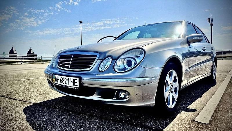 Gebraucht Mercedes E200 Classic 163 PS (119 kW) 2005 Limousine