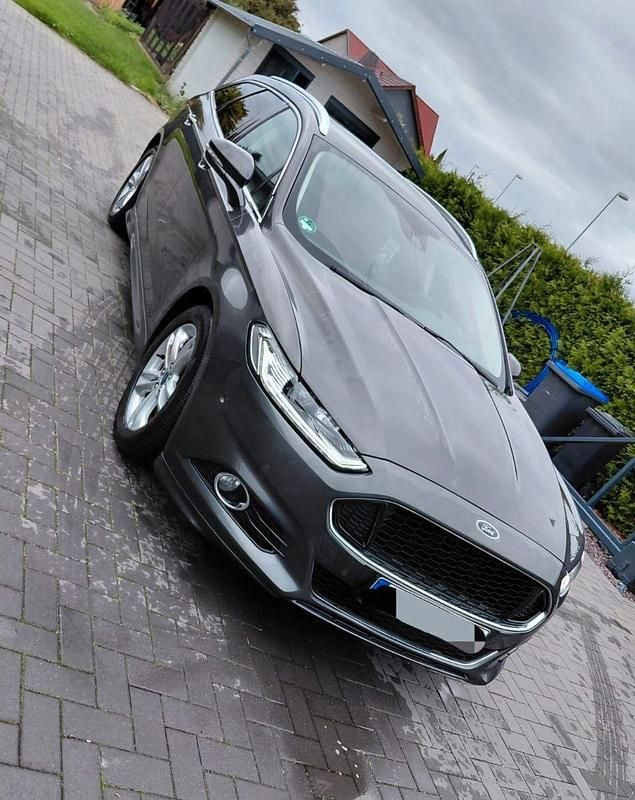 Grau Gebraucht 2016 Ford Mondeo ST-Line Kombi | 11.300 € (Superpreis) - Bild 1/4