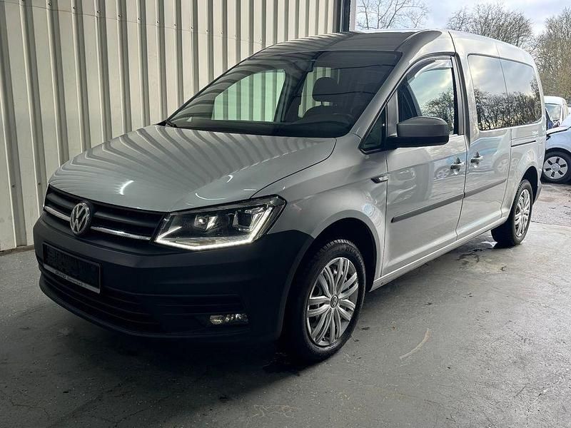 Gebraucht VW Caddy Maxi 150 PS (110 kW) 2019 Silber Van / Kleinbus