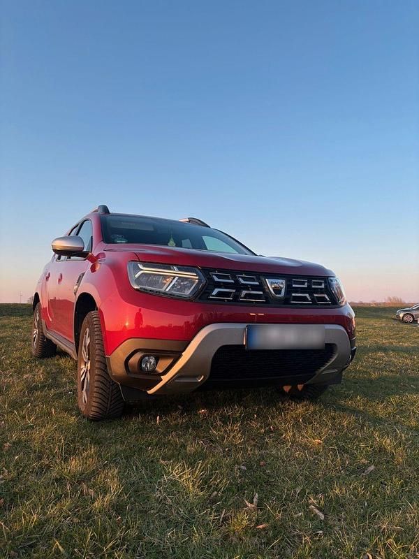 Gebraucht Dacia Duster Prestige 150 PS (110 kW) 2022 Rot SUV