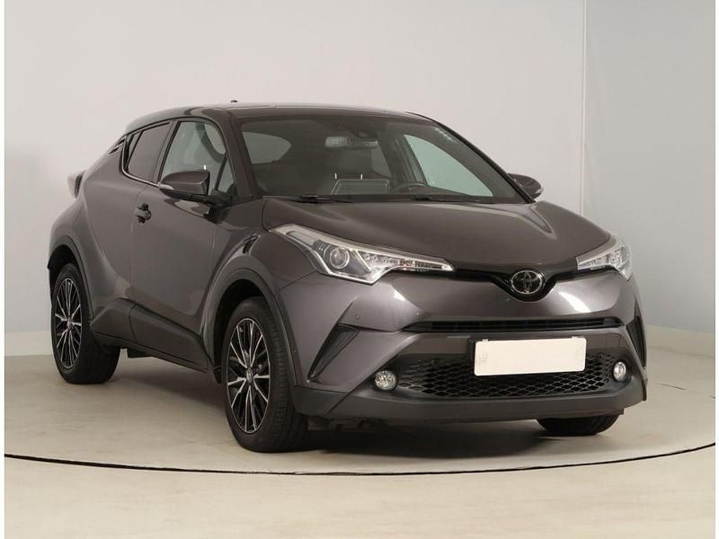 Grey metallic Gebraucht 2018 Toyota C-HR Club SUV | 18.990 € (Etwas zu teuer) - Bild 1/4