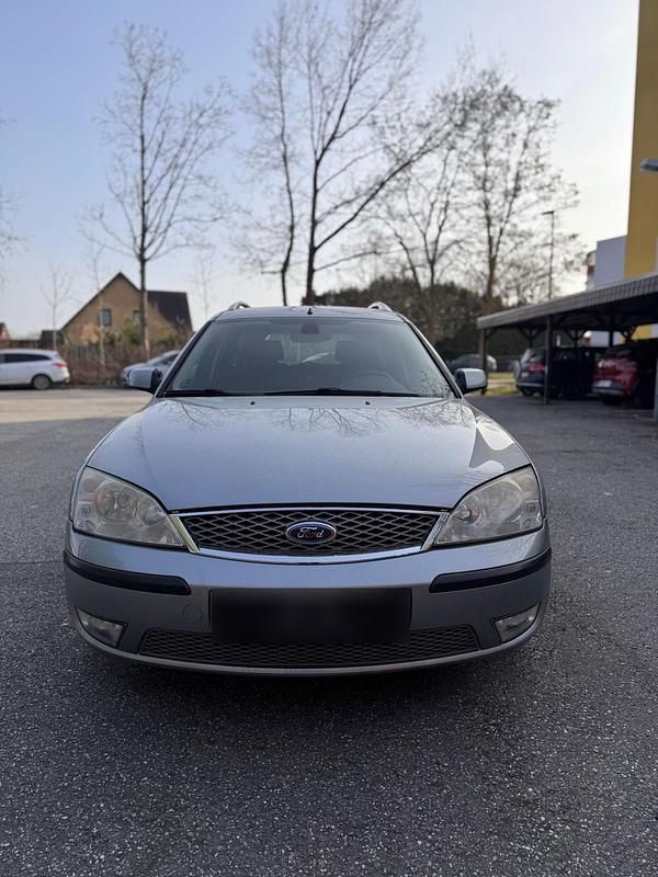 Gebraucht Ford Mondeo 145 PS (106 kW) 2006 Grau Kombi