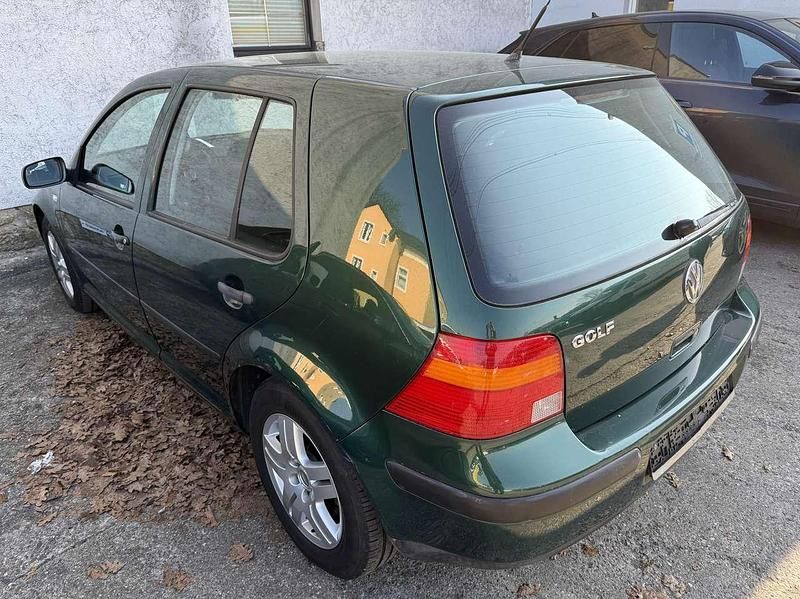 Gebraucht VW Golf IV Trendline 75 PS (55 kW) 2001 Forestgrün Limousine