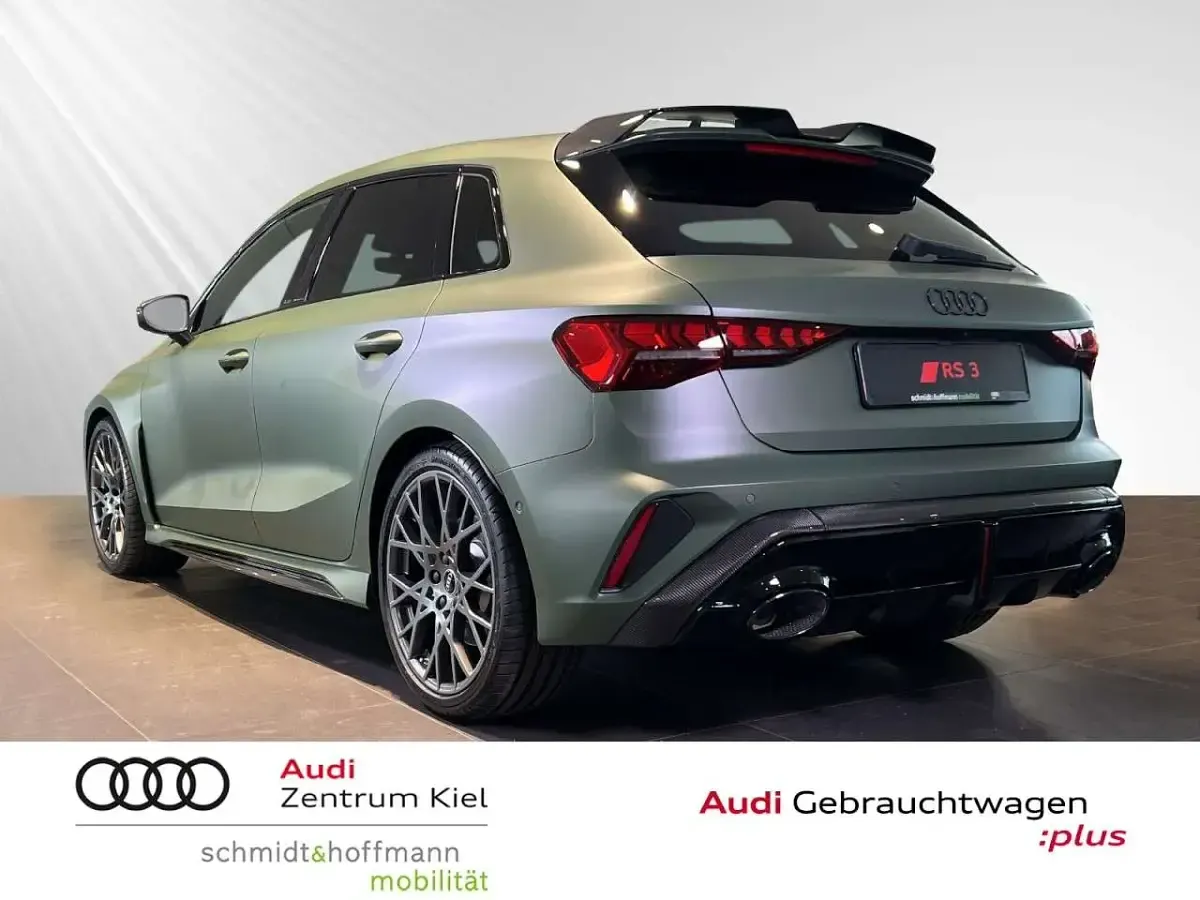 Neu Audi RS3 400 PS (294 kW) 2026 Polarmatteffekt audi exclusive Limousine