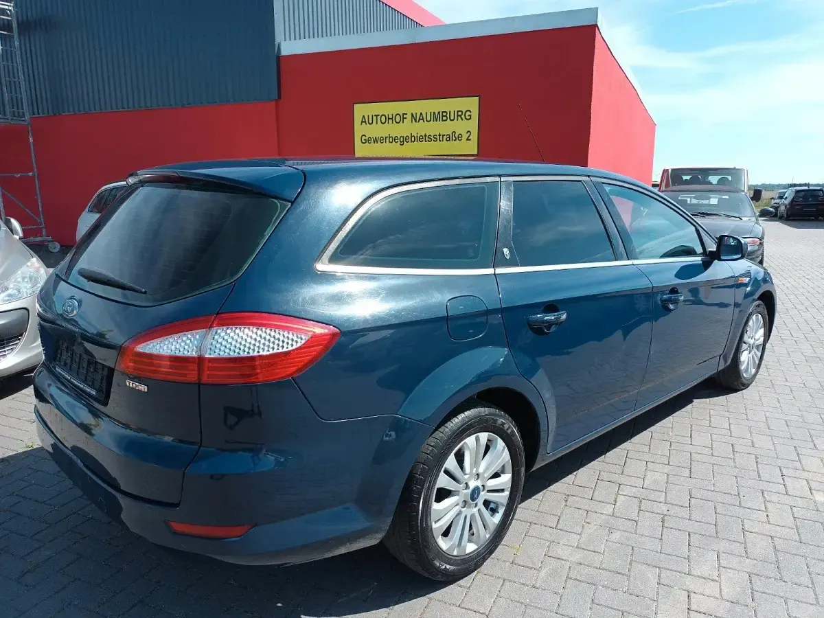 Gebraucht Ford Mondeo 140 PS (102 kW) 2009 Blau Kombi