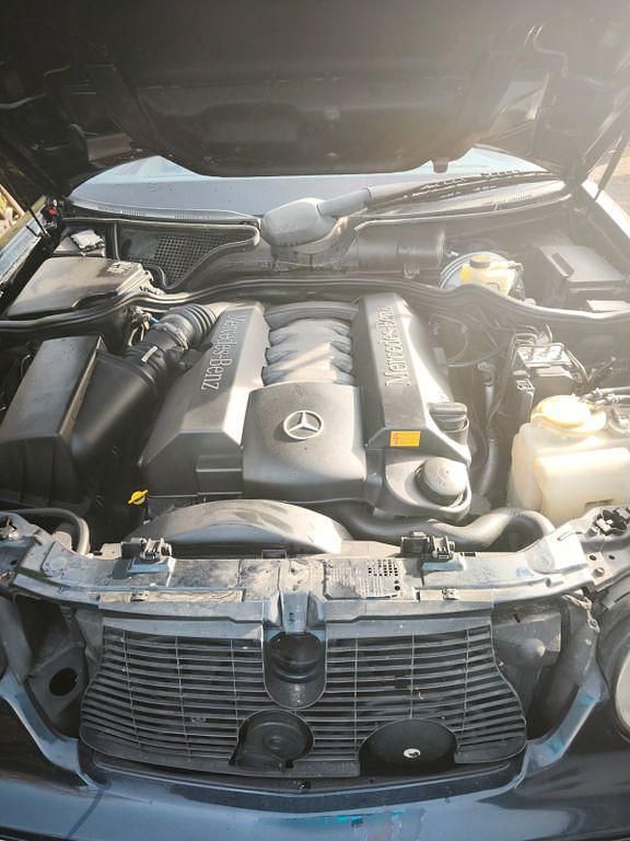 Gebraucht Mercedes E430 Avantgarde 279 PS (205 kW) 2000 Blau Limousine