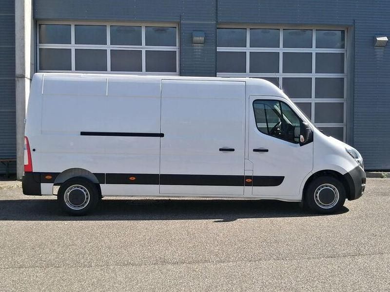 Gebraucht Opel Movano 150 PS (110 kW) 2022 Mineral/polar weiss (055p) Van