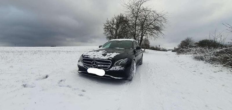 Gebraucht Mercedes E300 245 PS (180 kW) 2019 Schwarz Kombi