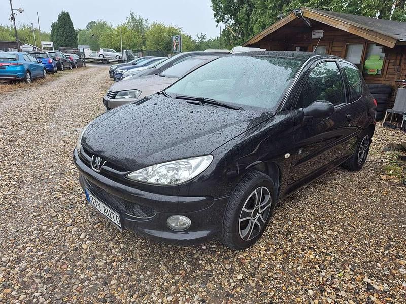 Schwarz Gebraucht 2008 Peugeot 206 Limousine | 1.870 € (Fairer Preis) - Bild 1/4