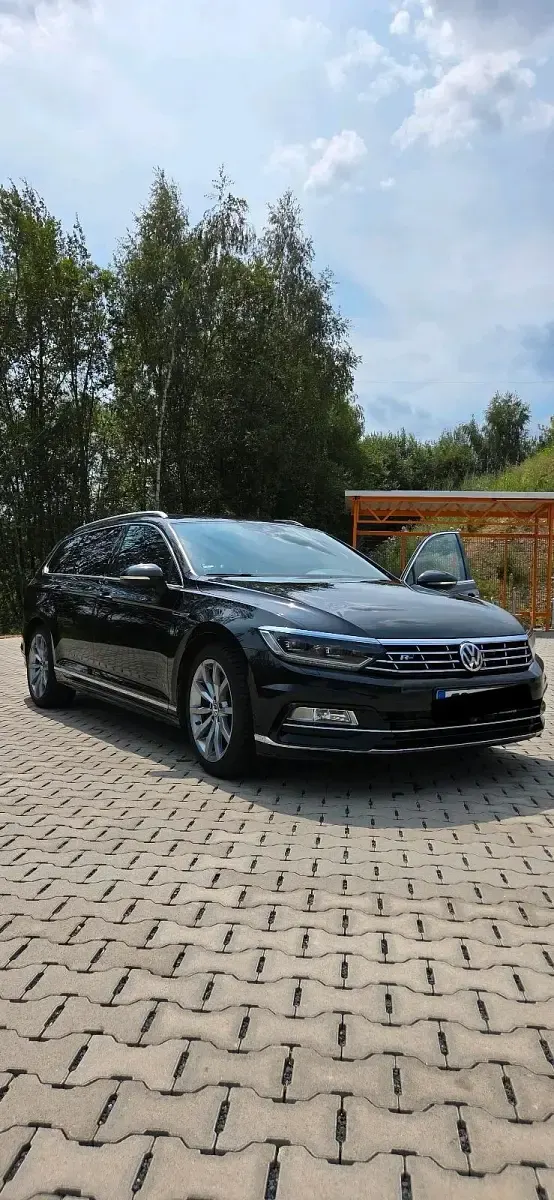 Gebraucht VW Passat R-line 240 PS (176 kW) 2019 Schwarz Kombi