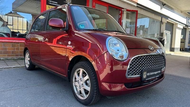 Gebraucht Daihatsu Trevis 58 PS (42 kW) 2007 Rot Kleinwagen