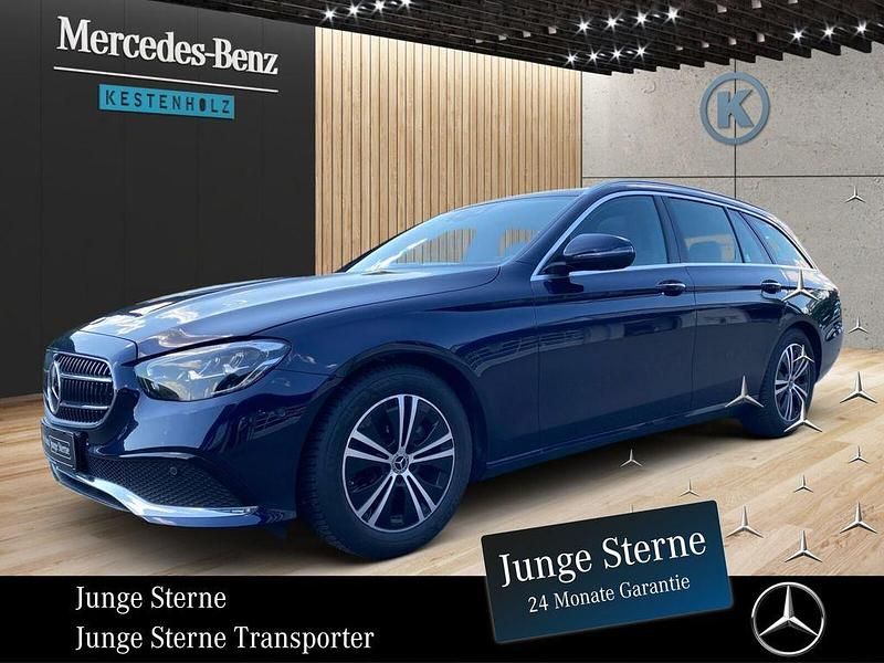 Blau Gebraucht 2024 Mercedes E220 Avantgarde Kombi | 44.990 € (Etwas zu teuer) - Bild 1/4