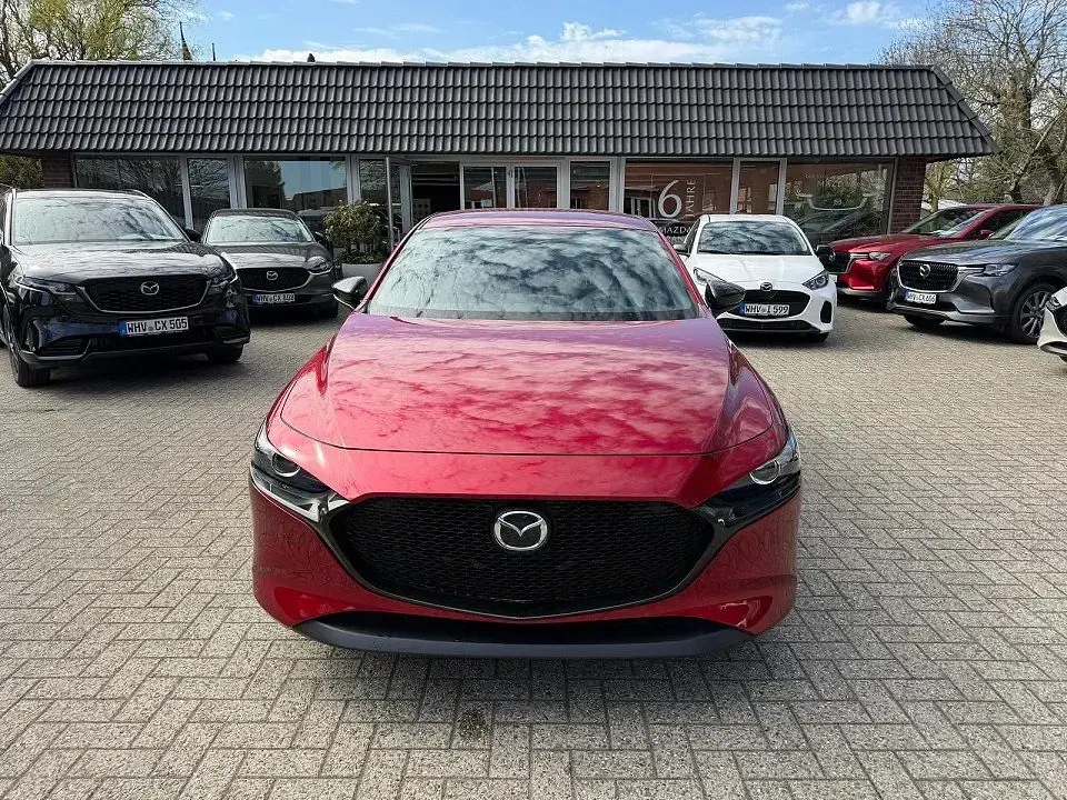 Neu Mazda 3 Homura-Line 186 PS (136 kW) 2025 Rot Limousine