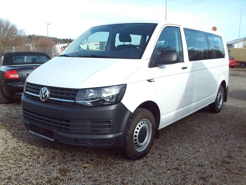Candyweiss Gebraucht 2018 VW Transporter Van | 17.490 € - Bild 1/4