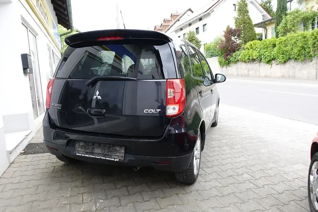 Gebraucht Mitsubishi Colt 95 PS (69 kW) 2010 Schwarz Kleinwagen