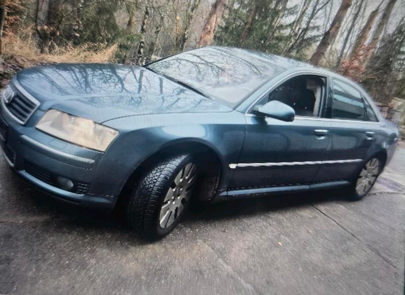 Grau Gebraucht 2003 Audi A8 Limousine | 3.900 € (Fairer Preis) - Bild 1/4