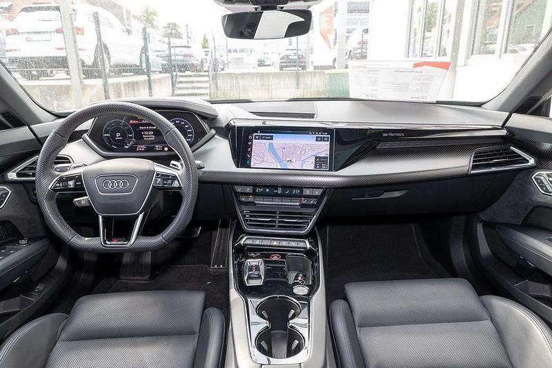 Gebraucht Audi RS e-tron GT Sport 439 kW (598 PS) 2022 Suzukagrau Limousine
