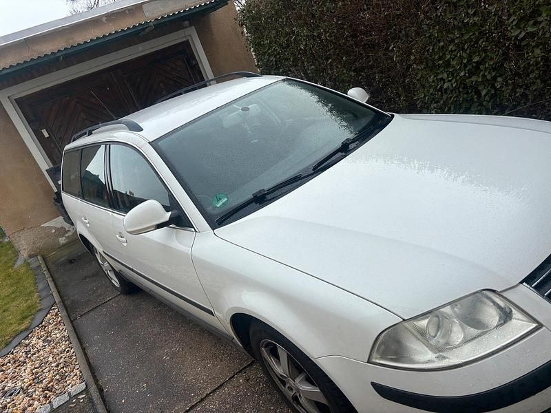 Gebraucht VW Passat 102 PS (75 kW) 2005 Weiß Kombi