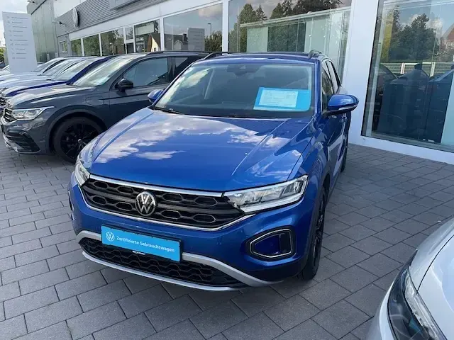 Gebraucht VW T-Roc 116 PS (85 kW) 2023 Blau SUV