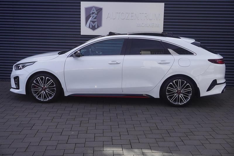 Gebraucht Kia ProCeed GT 204 PS (150 kW) 2021 Weiß (sonderlackierung deluxeweiß metallic) Kombi