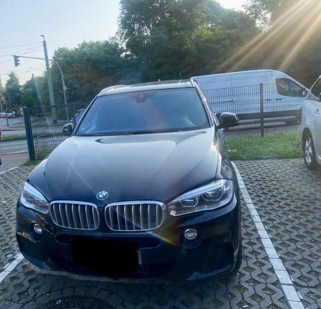 Schwarz Gebraucht 2016 BMW X5 Performance SUV | 21.897 € (Guter Preis) - Bild 1/4