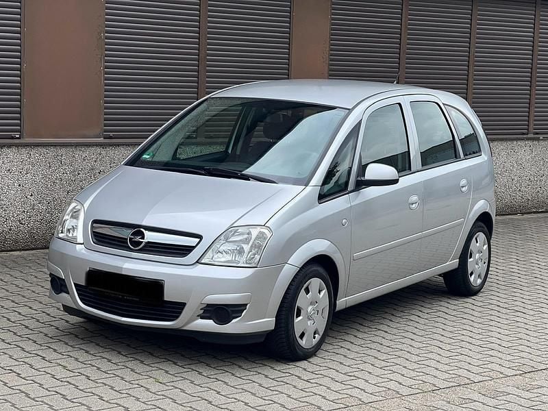 Silber Gebraucht 2006 Opel Meriva Van / Kleinbus | 2.190 € (Fairer Preis) - Bild 1/4