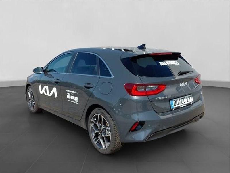 Gebraucht Kia Ceed Platinum 140 PS (102 kW) 2025 (h8g) dark penta metal m Kleinwagen