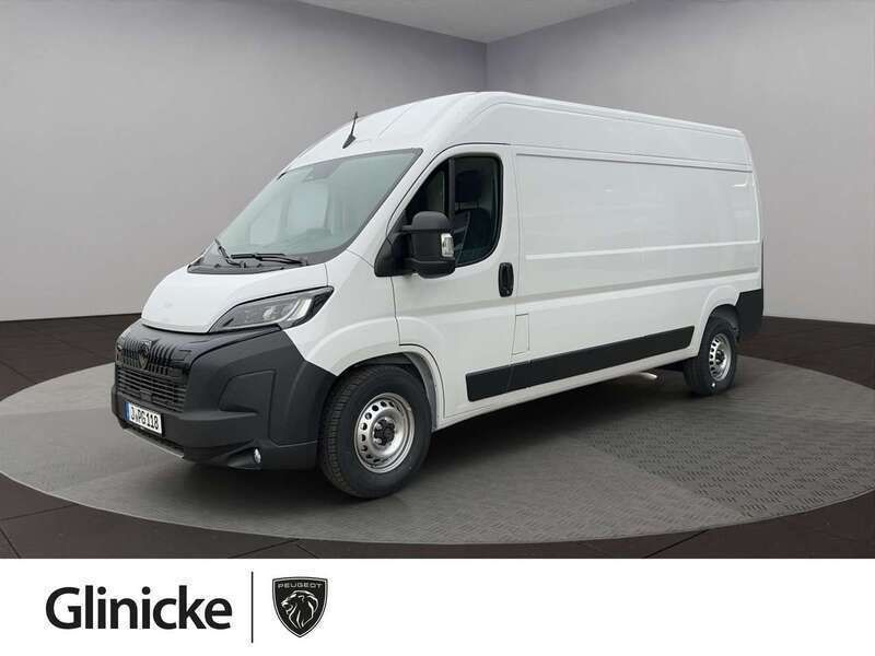 Gebraucht Peugeot Boxer 140 PS (102 kW) 2024 Lackierung weiss icy/typ ausse Van