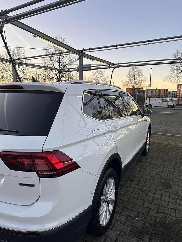 Weiß Gebraucht 2019 VW Tiguan Allspace SUV | 29.000 € (Superpreis) - Bild 1/4