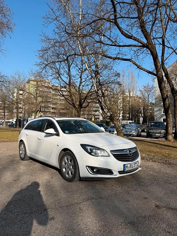 Gebraucht Opel Insignia 170 PS (125 kW) 2016 Weiß Kombi